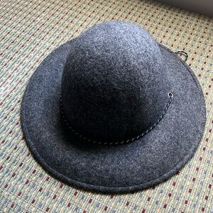 Pacsun  Rim wool hat